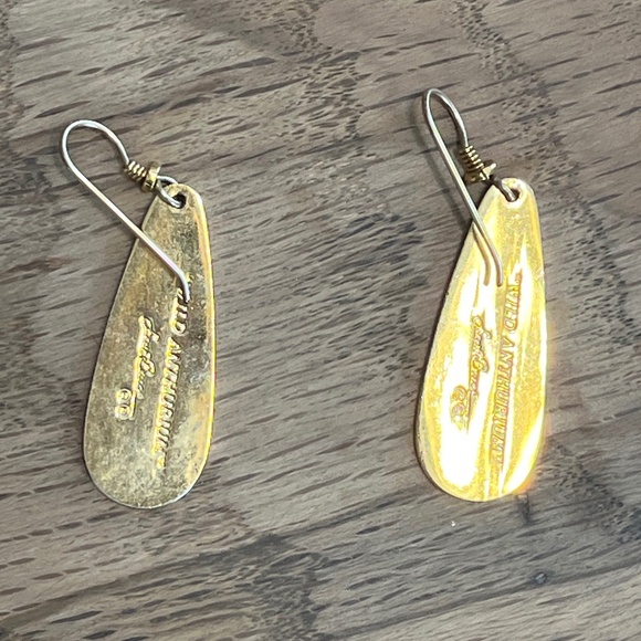 Laurel Burch Wild Anthurium Pink & Gold Dangle Earrings – Artistic Statement - Picture 3 of 7